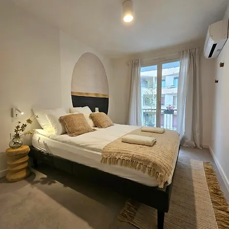 Le Jacquard Type 2 Proche Des Halles Apartamento Narbona