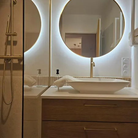 Le Jacquard Type 2 Proche Des Halles Apartamento