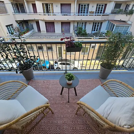 Apartment Le Jacquard Type 2 Proche Des Halles *