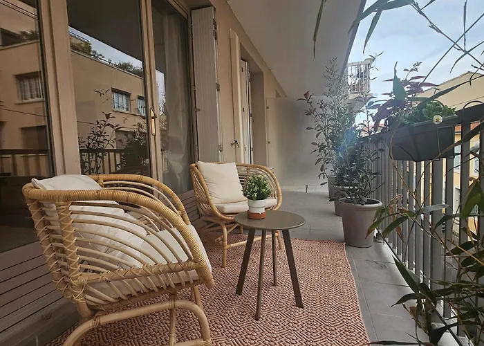 Apartment Le Jacquard Type 2 Proche Des Halles *